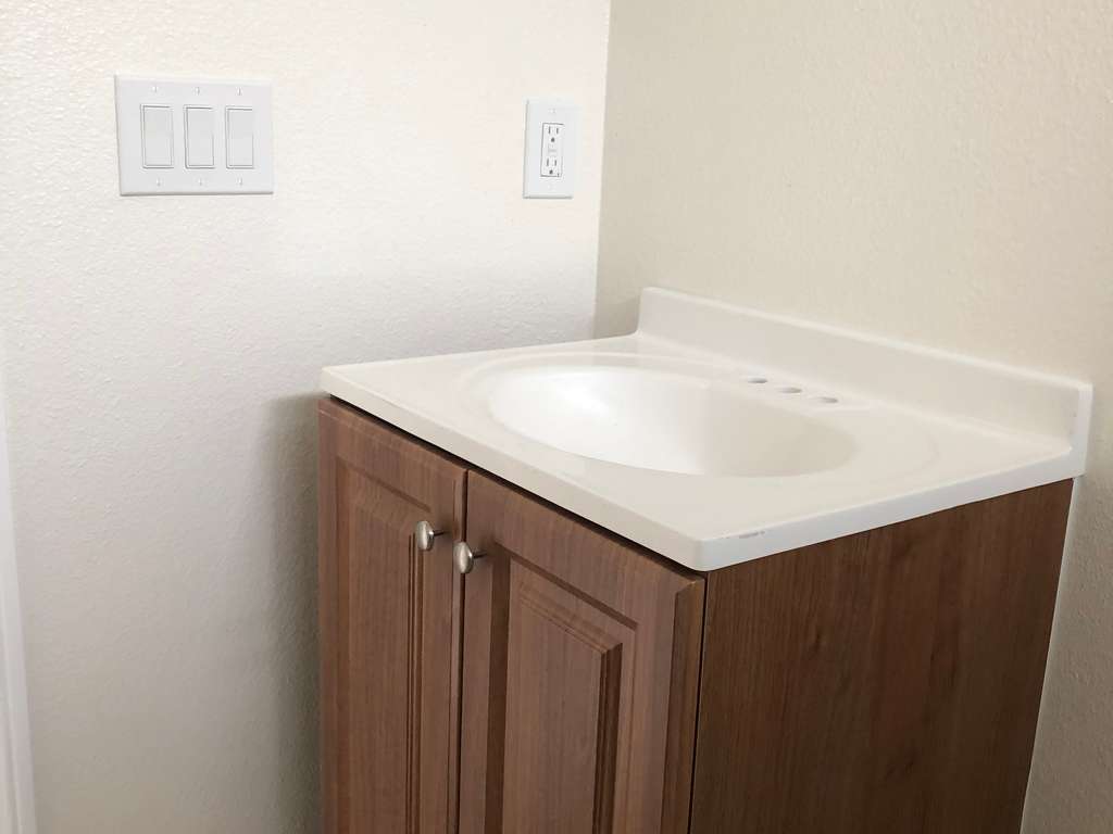 new-bathroom-custom-vanity-of-front-room-remodel