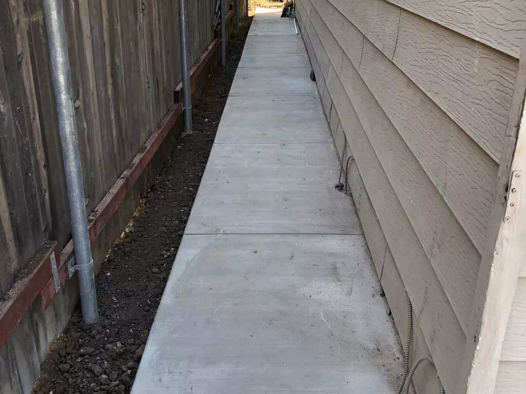 yard pavers-sidewalk-1